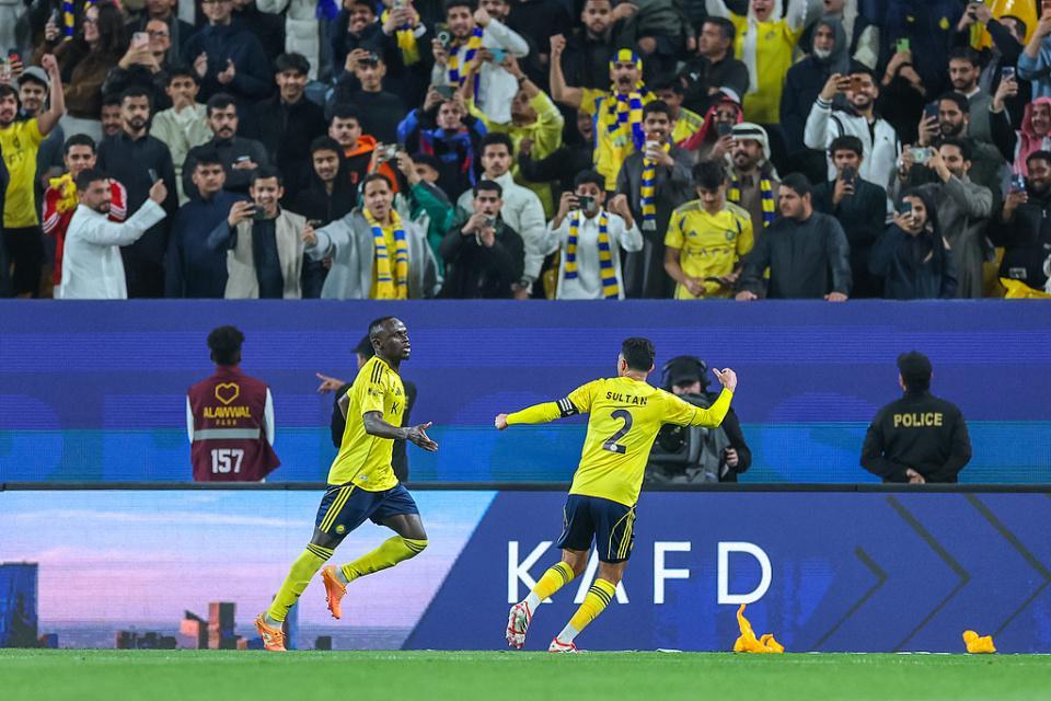 开云体育官网-C罗尴尬！罢赛后球队2战全胜+0失球 2-0斩落卫冕冠军 距榜首仅1分